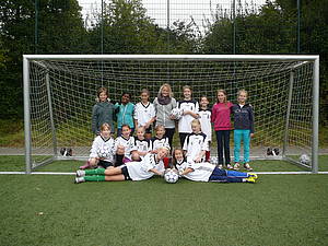 Das Team der Fußball-Mädchen-AG